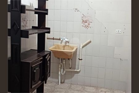 5_photo/94cf03c5eb.1cf36469cc62d903-ATLAS-1fc8a6c3-ae06-4d52-9963-3d2d470a14cb.jpg de casa à venda com 2 quartos, 150m² em Vila Boa Vista, Barueri