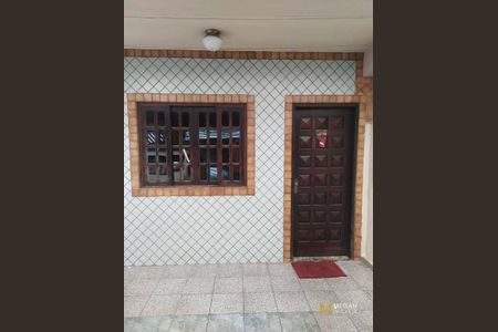4_photo/94cf03c7b3.1dc817000cb419a8-ATLAS-c6a8d635-1b7d-4ce9-8257-40dcac3fc3da.jpg de casa à venda com 4 quartos, 232m² em Jardim Barueri, Barueri