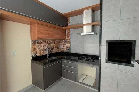 17_photo/94cf03c939.2f15d505e37c7ac5-ATLAS-2ed3eb42-a732-4c12-8e82-3fc9c6d71fc1.jpg de casa à venda com 3 quartos, 250m² em Vila Porto, Barueri