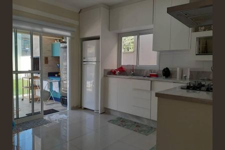 8_photo/94cf03c939.2f15d505e37c7ac5-ATLAS-9fac55ce-ba85-471b-a597-a97f6b29e096.jpg de casa à venda com 3 quartos, 175m² em Vila Porto, Barueri