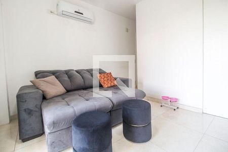 2_photo/94cf03ca45.dd368cbfd158c318-ATLAS-4fa6f978-d056-4c8b-8b4e-eeee5c73f5c6.jpg de apartamento à venda com 1 quarto, 50m² em Jardim Tupanci, Barueri