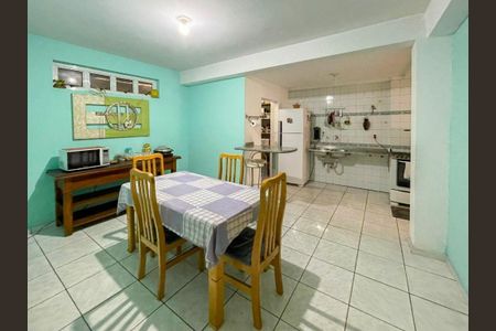 7_photo/94cf03ccd5.7e2ea02b9085bf9d-ATLAS-f2064dea-11e9-45f5-9ba2-e5775b752f15.jpg de casa à venda com 4 quartos, 180m² em Jardim dos Camargos, Barueri