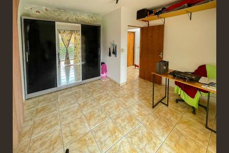 3_photo/94cf03ccd5.dabf6d33826e301d-ATLAS-876d718f-c4e4-489e-8afb-d2d454ab090a.jpg de casa à venda com 4 quartos, 180m² em Jardim dos Camargos, Barueri