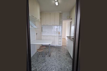 5_photo/94cf03cd31.41619a0929098c2b-ATLAS-cef93f06-7b0c-438e-bdea-85fd4aa685d7.jpg de apartamento para alugar com 3 quartos, 96m² em Jardim dos Camargos, Barueri