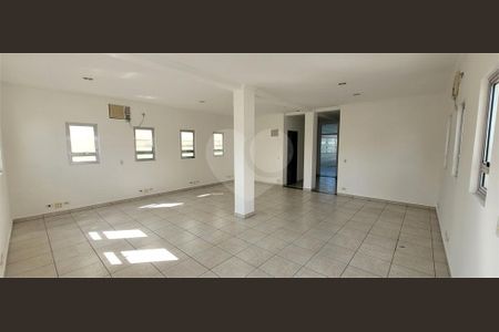 9_photo/94cf03cd37.d60ed16da6b331d7-ATLAS-81fbf1f2-21bf-4e60-96dd-488d0e50e4e3.jpg de casa para alugar com 0 quarto, 405m² em Jardim dos Camargos, Barueri