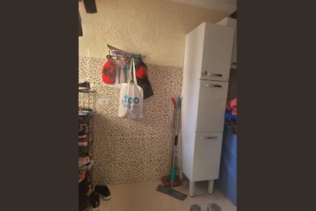 5_photo/94cf03cd99.b8a9f91cb517b5ed-ATLAS-ad5278d1-9727-4cf0-96e5-053accb273b0.jpg de casa à venda com 3 quartos, 200m² em Jardim dos Camargos, Barueri