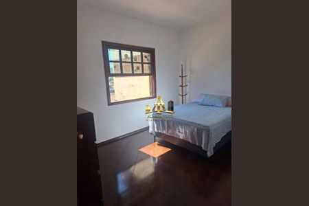 4_photo/94cf03cdc1.d860d137df15aeab-ATLAS-0eacfb98-2baa-48ca-bfa2-44904755ed74.jpg de casa à venda com 3 quartos, 261m² em Jardim dos Camargos, Barueri