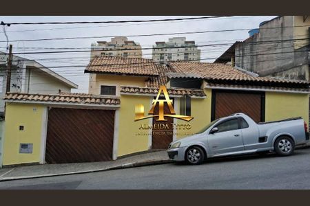 5_photo/94cf03cdc1.d860d137df15aeab-ATLAS-1d73a305-78aa-4b8a-8479-c112fbb1f0c4.jpg de casa à venda com 3 quartos, 261m² em Jardim dos Camargos, Barueri