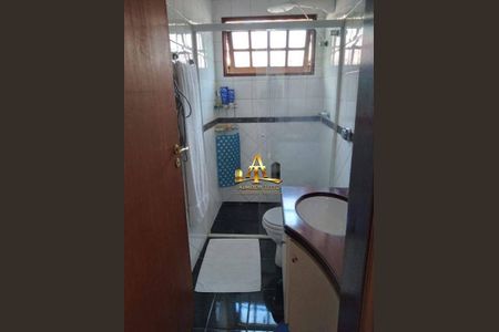 12_photo/94cf03cdc1.d860d137df15aeab-ATLAS-7c67fc0f-c5f3-4e5b-952e-591134f84460.jpg de casa à venda com 3 quartos, 261m² em Jardim dos Camargos, Barueri