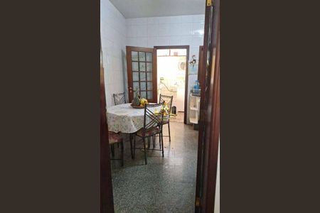 14_photo/94cf03cdc1.d860d137df15aeab-ATLAS-e16738b8-0571-44d2-96e6-a0e9a3069e86.jpg de casa à venda com 3 quartos, 261m² em Jardim dos Camargos, Barueri