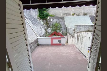 41_photo/94cf03cdc7.f66ed5d703e44af7-ATLAS-cdbc39e3-5d3c-45dd-b348-5dadc4f5a4a4.jpg de casa para alugar com 2 quartos, 187m² em Jardim dos Camargos, Barueri