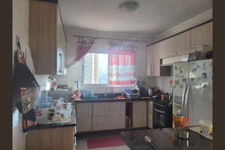 10_photo/94cf03cdeb.c202053c0eb79174-ATLAS-7bde5f81-3db9-4bbd-bef7-a049478d6a38.jpg de casa à venda com 3 quartos, 200m² em Jardim dos Camargos, Barueri