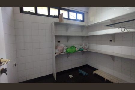 17_photo/94cf03ce85.93b8fa184532727f-ATLAS-ad33f2d7-8a21-40e3-86c3-b9bef4d543a3.jpg de casa para alugar com 4 quartos, 168m² em Jardim dos Camargos, Barueri