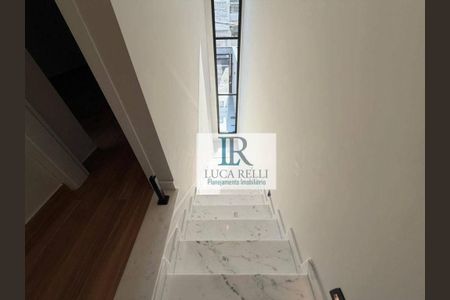 9_photo/94cf03ced3.9a54faa83c3e471c-ATLAS-61dc74f1-c616-442f-9cda-459df3a542da.jpg de casa à venda com 3 quartos, 141m² em Vila Barros, Barueri