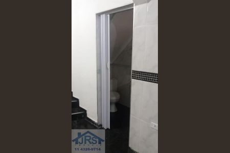 10_photo/94cf03dcd5.06d0e82101a84137-ATLAS-40571082-4e55-40ba-ab8e-a4239f105e6a.jpg de casa à venda com 3 quartos, 260m² em Jardim Sao Pedro, Barueri