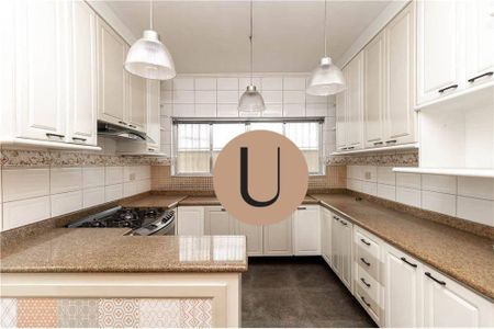4_photo/94cf03dea9.e594764490dce053-ATLAS-58a4b276-1c37-4c96-b5dd-c6663de7779a.jpg de casa para alugar com 4 quartos, 433m² em Vila Pouso Alegre, Barueri