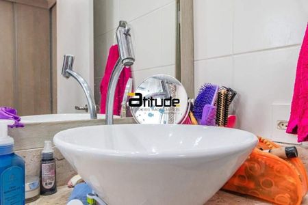 5_photo/94cf03e90d.931fd4151ef36bb6-ATLAS-2751eb3a-c0f1-4d66-b372-d734007d72e9.jpg de apartamento à venda com 3 quartos, 66m² em Centro, Barueri