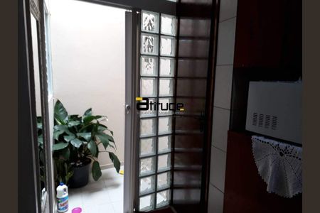 3_photo/94cf03ee87.55cb5819fbd09464-ATLAS-5da9d649-a2ae-4cd2-b0f4-dcb3ce696e06.jpg de casa à venda com 3 quartos, 125m² em Vila Nova, Barueri