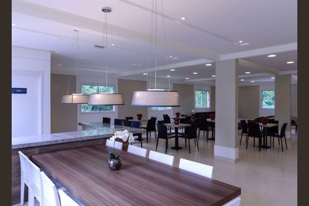 4_photo/94cf03ef2b.822fbb5ae05edb2a-ATLAS-271b43b7-3c01-4a6c-9f1d-e9ba72b675a3.jpg de apartamento à venda com 2 quartos, 55m² em Vila Sao Joao, Barueri