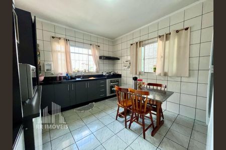2_photo/94cf03f041.cbea1e12d3a83165-ATLAS-5b20bd2e-ff7e-4b88-a18a-782837d4dc04.jpg de casa à venda com 4 quartos, 150m² em Jardim Belval, Barueri