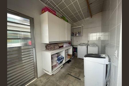 3_photo/94cf03f3ef.15f4a19d538e62fb-ATLAS-1f564a1d-031e-477b-967c-8dd73a7e42da.jpg de casa à venda com 3 quartos, 500m² em Jardim Belval, Barueri