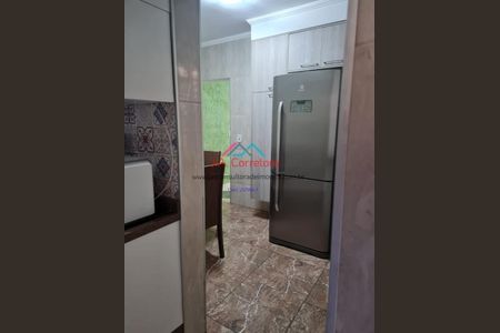 5_photo/94cf03f4f1.445c0bca81181d7a-ATLAS-175d2e6e-173a-41e5-8ba7-e52a60f94c7a.jpg de casa à venda com 2 quartos, 108m² em Jardim Maria Cristina, Barueri