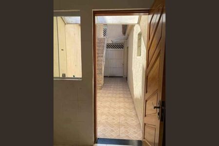 2_photo/94cf03fa51.ceff8192393c33de-ATLAS-de7a9906-ebab-43ea-8922-6ecea57755d8.jpg de casa à venda com 2 quartos, 165m² em Jardim Belval, Barueri