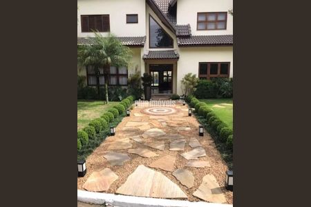 4_photo/94cf0445b3.9e8f1c97e4a047f1-ATLAS-d3f4132f-aecd-42d5-9f02-874a79d013d6.jpg de casa à venda com 4 quartos, 614m² em Residencial Morada dos Lagos, Barueri