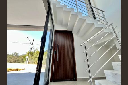 4_photo/94cf046a6f.e6e1c947b02cf8fb-ATLAS-125aa4a4-3d1e-4956-be0b-765d60ebc27b.jpg de casa à venda com 4 quartos, 180m² em Residencial Morada dos Lagos, Barueri