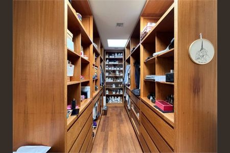 6_photo/94cf050561.78ea92cc55484ae4-ATLAS-1c9083f5-0e7d-40c3-a8b3-0e9edf876ac2.jpg de casa de condomínio à venda com 4 quartos, 644m² em Morada dos Pássaros, Barueri