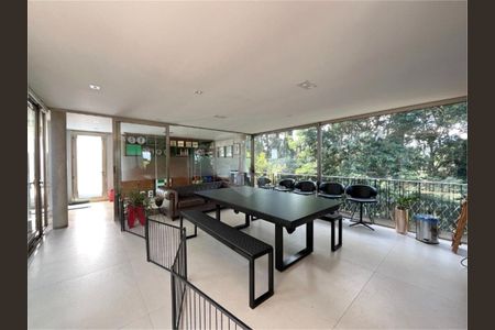 12_photo/94cf050561.78ea92cc55484ae4-ATLAS-7974e890-5ce2-49a9-82cf-4dbae0dccf88.jpg de casa de condomínio à venda com 4 quartos, 644m² em Morada dos Pássaros, Barueri