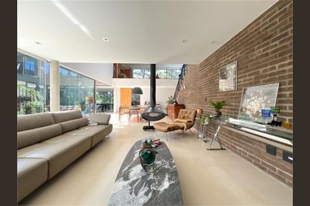 10_photo/94cf050561.78ea92cc55484ae4-ATLAS-e6d423f6-4e62-45d9-820e-243db202b3db.jpg de casa de condomínio à venda com 4 quartos, 644m² em Morada dos Pássaros, Barueri