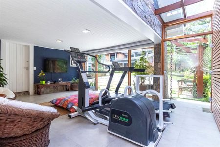 13_photo/94cf050563.19e03aecb237846c-ATLAS-7e1a2221-b5ff-49d4-abfc-db77f4c6ab61.jpg de casa de condomínio à venda com 3 quartos, 220m² em Morada dos Pássaros, Barueri