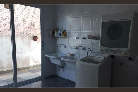 22_photo/94cf050db3.007d8801227075bf-ATLAS-cf09cd6b-cb56-4c8a-8159-980b92a2f71f.jpg de casa à venda com 4 quartos, 597m² em Morada dos Pássaros, Barueri