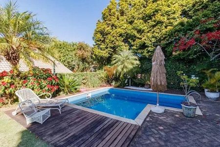 15_photo/94cf050db9.2719b1d54d002f82-ATLAS-d862fe58-9b29-4899-9dea-06ba0967bf0c.jpg de casa para alugar com 3 quartos, 375m² em Morada dos Pássaros, Barueri