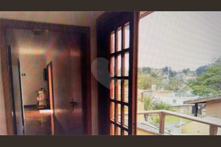 15_photo/94cf050e71.131c711fc740dfc3-ATLAS-9fca97ac-0fbb-41b3-a6f6-e256207da83e.jpg de casa à venda com 4 quartos, 430m² em Morada dos Pássaros, Barueri