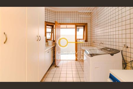 12_photo/94cf05101b.719fbdc320448c84-ATLAS-aabccf32-d7dc-40e6-bc84-143da00d712b.jpg de casa à venda com 4 quartos, 552m² em Morada dos Pássaros, Barueri