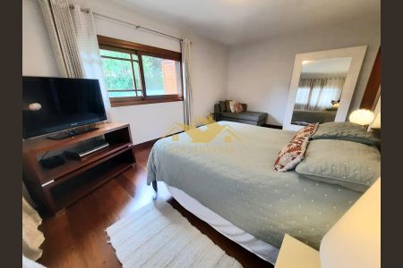 2_photo/94cf0510fb.0d38d50b15ed540b-ATLAS-64f3b1be-e2bd-4825-98e5-3b58494664f1.jpg de casa à venda com 4 quartos, 385m² em Residencial das Estrelas, Barueri