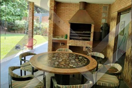 23_photo/94cf051333.cffd374226f5f412-ATLAS-bda70625-2a59-4313-9b95-a6fd27d58e8a.jpg de casa para alugar com 4 quartos, 560m² em Aldeia da Serra, Santana de Parnaíba
