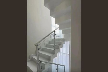 8_photo/94cf051357.3a0779174d0e843e-ATLAS-5d32a220-4a40-4ddb-9a2e-b2fc06bdcc48.jpg de casa à venda com 3 quartos, m² em Aldeia da Serra, Santana de Parnaíba