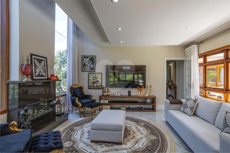 7_photo/94cf0513bb.1aa5b8f538f3adaf-ATLAS-2e0b0d2a-f0ed-4d1f-bfa5-d58d7b547c86.jpg de casa à venda com 3 quartos, 472m² em Residencial das Estrelas, Barueri