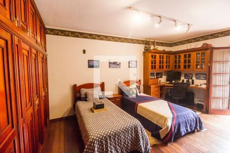 36_photo/94cf051441.bd2dffe6b68feeb7-ATLAS-d92040a9-61aa-46f9-9813-24ee69292bdb.jpg de casa à venda com 3 quartos, 413m² em Morada dos Pinheiros (Aldeia da Serra), Santana de Parnaíba