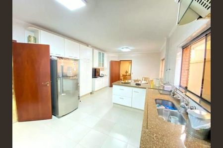 9_photo/94cf051593.ceff8192393c33de-ATLAS-7e01436f-0f8f-4e8d-8fbd-42c1c6d85889.jpg de casa de condomínio à venda com 4 quartos, 360m² em Morada das Flores (Aldeia da Serra), Santana de Parnaíba