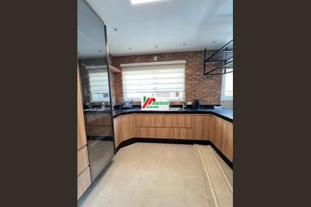 12_photo/94cf051679.7c2ae8445402a222-ATLAS-5e7c3fc9-35b5-4d5a-a4c0-dee2f8f2ff04.jpg de casa à venda com 5 quartos, 600m² em Residencial Morada dos Lagos, Barueri