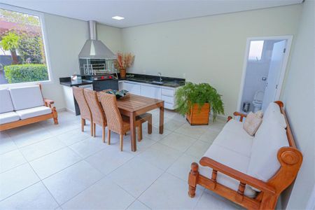 27_photo/94cf0517e1.07f29284d16cc936-ATLAS-27107c67-7f41-42f2-bb6b-2ac3335841cc.jpg de casa para alugar com 4 quartos, 483m² em Residencial Morada dos Lagos, Barueri