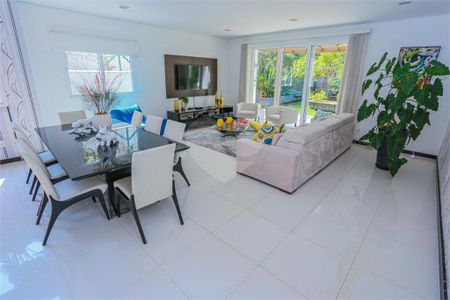 11_photo/94cf0517e1.07f29284d16cc936-ATLAS-5ea6a3db-13ef-4038-b9d2-4a3cbdf19ea6.jpg de casa para alugar com 4 quartos, 483m² em Residencial Morada dos Lagos, Barueri