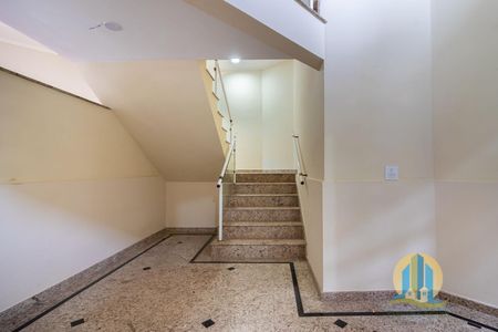 12_photo/94cf0517ff.0bf895571deddd4a-ATLAS-f835c7a6-cf3e-42e2-8fd5-a6b8d869d677.jpg de casa para alugar com 5 quartos, 415m² em Residencial Morada dos Lagos, Barueri