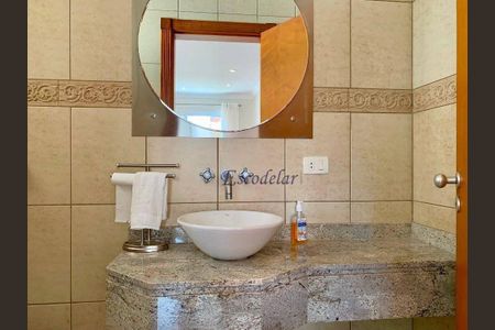 9_photo/94cf0518eb.34730a09c7934e52-ATLAS-69e7f3d8-e063-4d10-84b8-d99a1dbb1bf7.jpg de casa à venda com 4 quartos, 420m² em Residencial Morada dos Lagos, Barueri