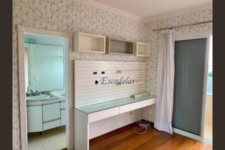 19_photo/94cf0518eb.34730a09c7934e52-ATLAS-7cb0184f-a9af-4ff4-a307-4a4cc8f92977.jpg de casa à venda com 4 quartos, 420m² em Residencial Morada dos Lagos, Barueri