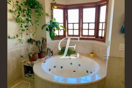 10_photo/94cf0518ed.edf2212802869f81-ATLAS-acfcd63e-df04-4c5d-828a-7bdfbcc7f524.jpg de casa à venda com 4 quartos, 502m² em Residencial Morada dos Lagos, Barueri